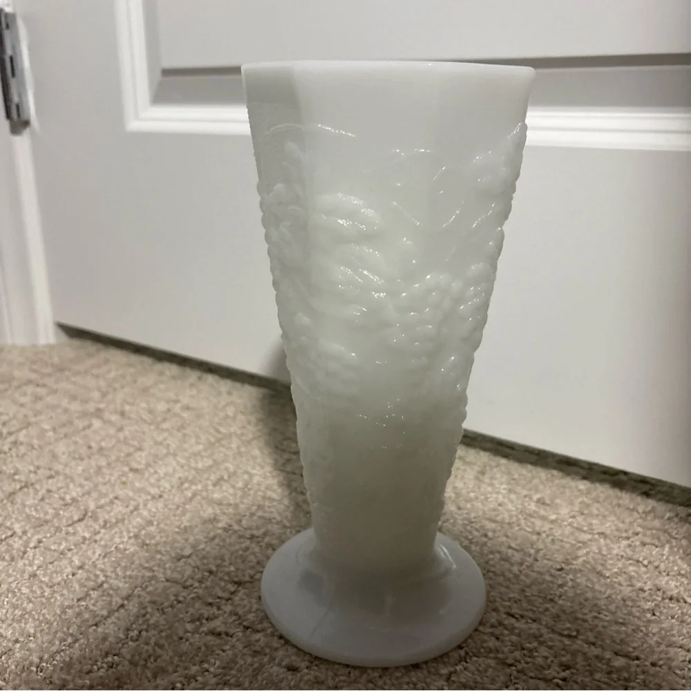 Vintage White Milk Glass Vase. Embossed Grapes And Leaves 10”